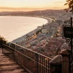Visiter Nice une journée : escalier vers le Château, Vieux-Nice