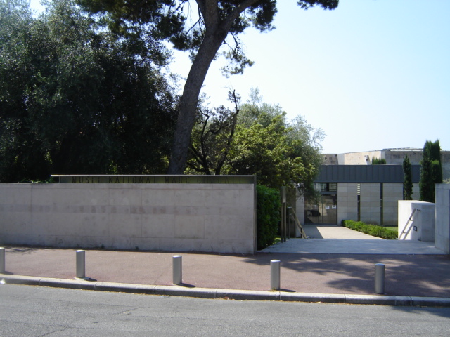 L’entrée du musée national Marc Chagall