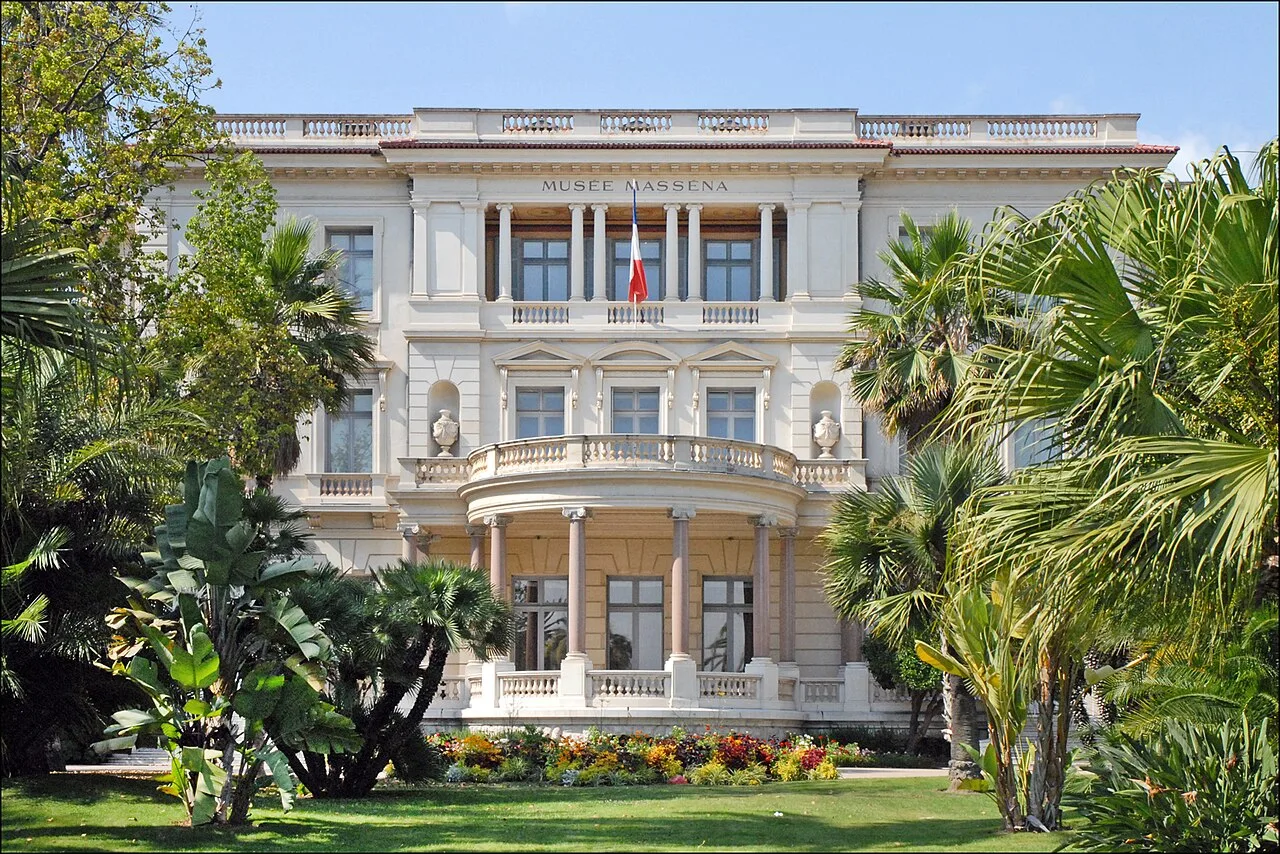 La façade sud de la villa Masséna